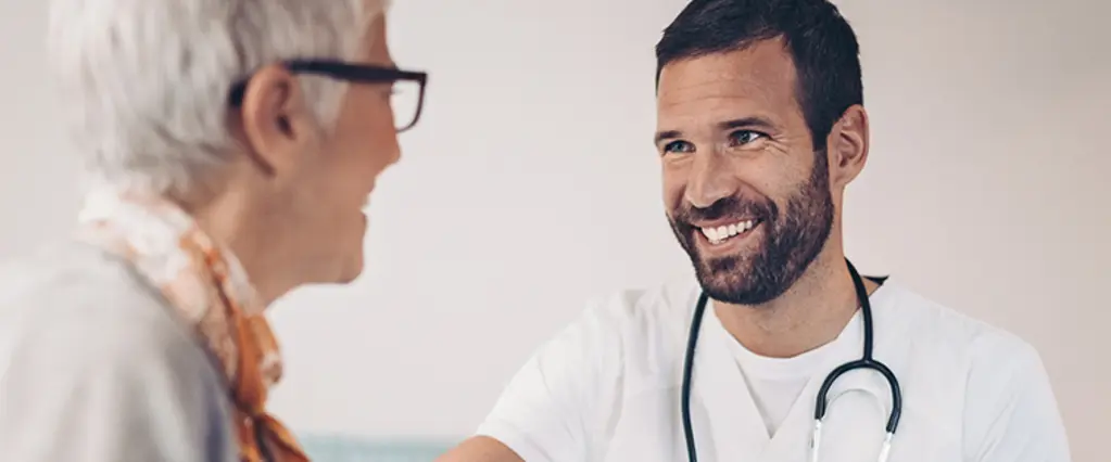 Gespräch Arzt und Patientin