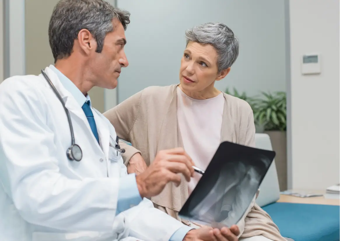 Arzt und Patient im Gespräch